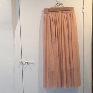 Ballet pink midi length skirt